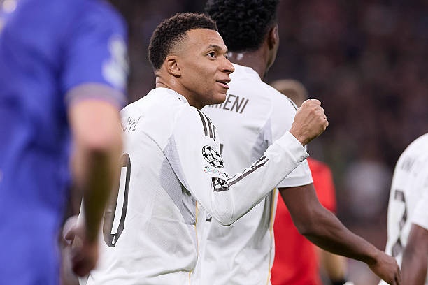 Đọc ngay tỷ lệ kèo nhà cái cập nhật và nhận phân tích chuyên sâu từ báo bóng đá uy tín