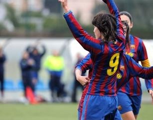 Baccarat và bong da - 7 chiến lược đặt cược khôn ngoan cho người mới muốn thắng