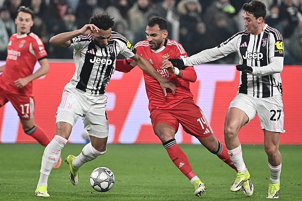 Cập nhật bảng xếp hạng bóng đá ngoại hạng anh mới nhất hôm nay cùng phân tích chuyên sâu và dự đoán vòng đấu tới